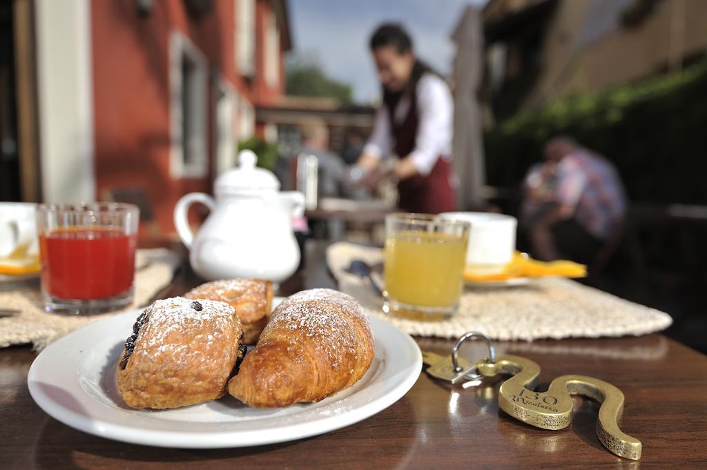 Hotel Nicoletta Санта Мария Наварезе Екстериор снимка